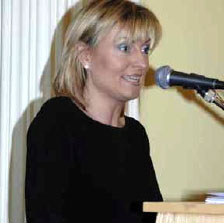 Photo of Lynda Bryans 