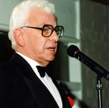 Photo of Barry Cryer OBE