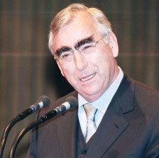 Photo of Dr Theo Waigel (Germany)