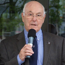 Photo of Murray Walker OBE