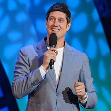  Vernon Kay