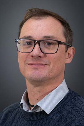 Mark Perman headshot