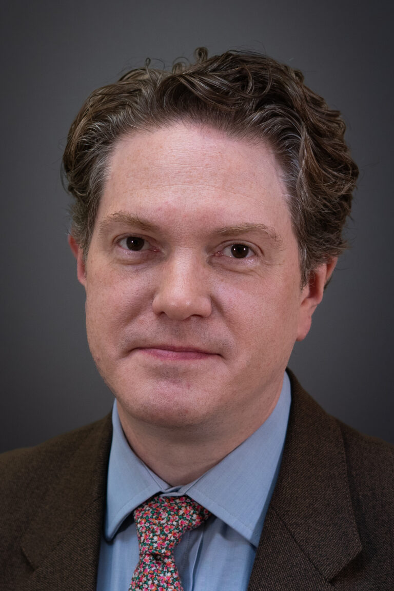 Simon King headshot
