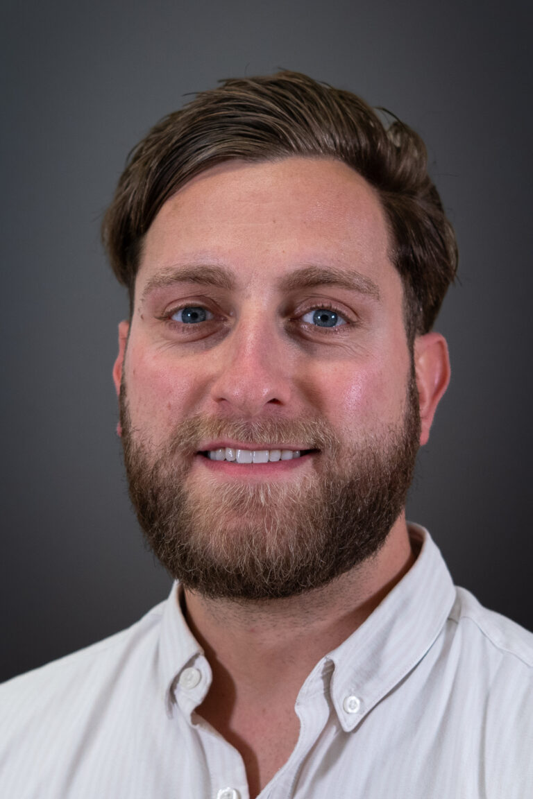 Jamie Hill headshot